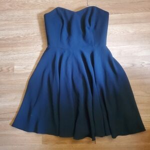 Navy blue strapless short dress